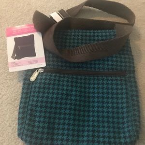 Thirtyone Organized Shoulder Bag
